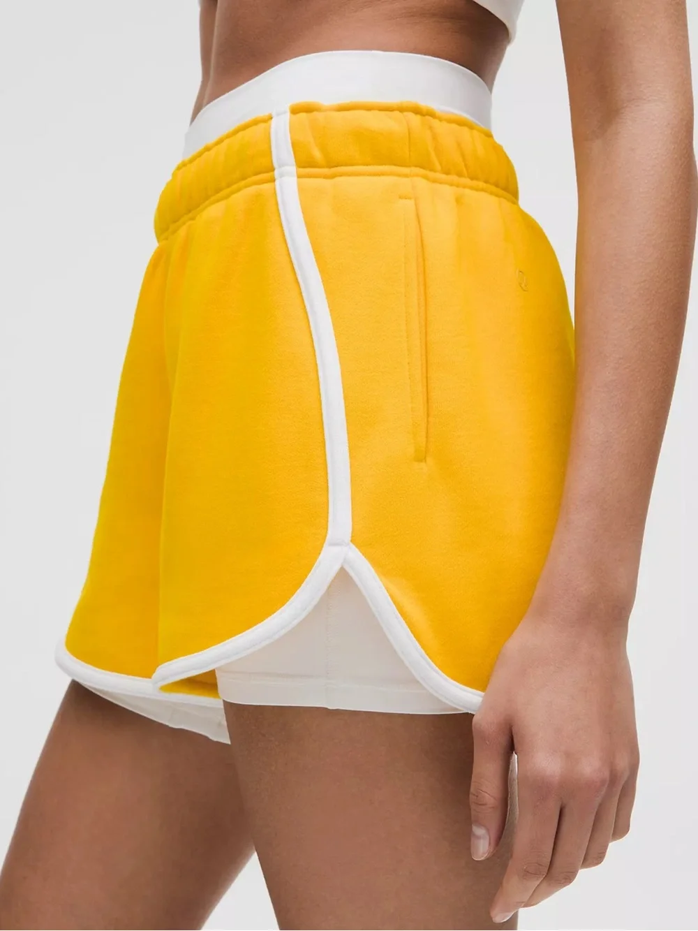 NWT Lululemon Yellow Elastic-Waist Bottoms
